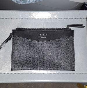 Guess Wristlet